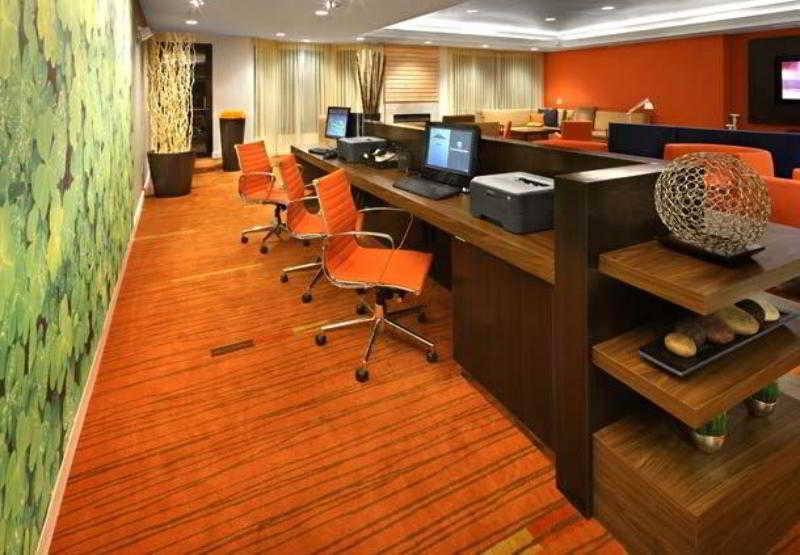 คอร์ตยาร์ด นอร์วิช Hotel นอริช ภายนอก รูปภาพ
